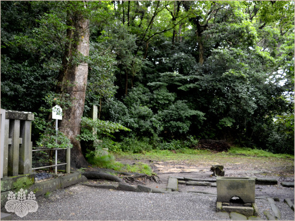 鎌倉『法華堂跡』空間