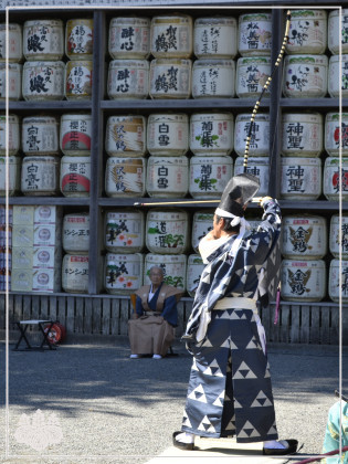 鶴岡八幡宮で弓術
